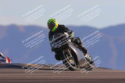 media/Nov-06-2023-Moto Forza (Mon) [[ce023d0744]]/4-Beginner Group/Session 5 (Turn 9)/